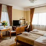 Hotel Palac Czarny Las