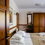 Palac Czarny Szálloda 4*