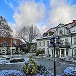 Palac Czarny Las
