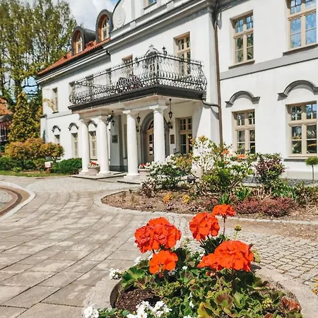 Hotel Pałac Czarny