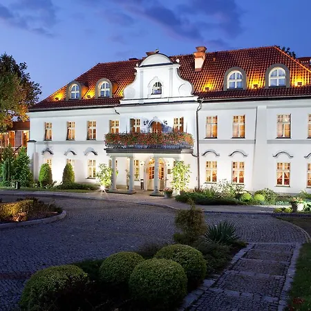 Hotel Pałac Czarny 4*