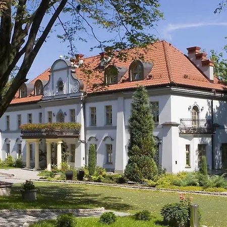 Pałac Czarny 4*