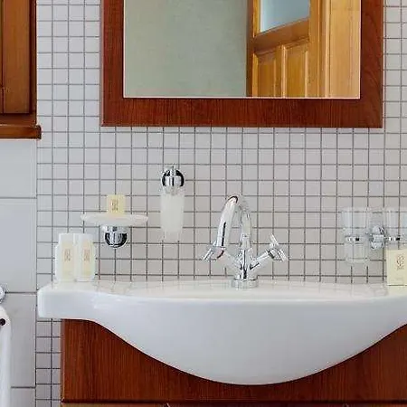 Hotel Pałac Czarny 4*