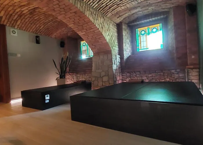 Pałac Czarny Hotel Wożniki