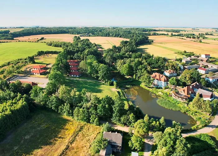 Pałac Czarny Hotel Wożniki