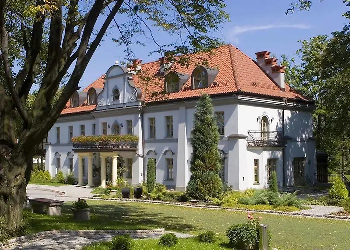 Pałac Czarny 4*